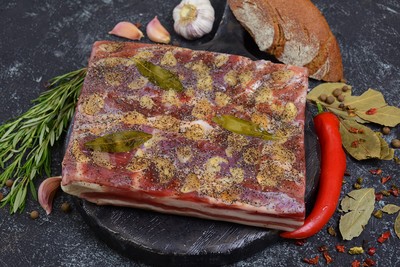 Сало Станичное в/у ~1.5кг 1/9шт Кубань Щедрая